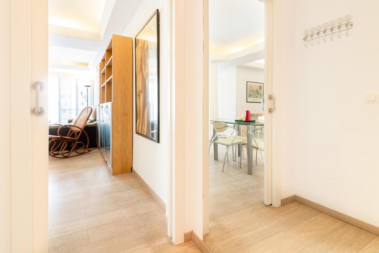 Sea & Wave Mendoza Apartment Малага Екстер'єр фото