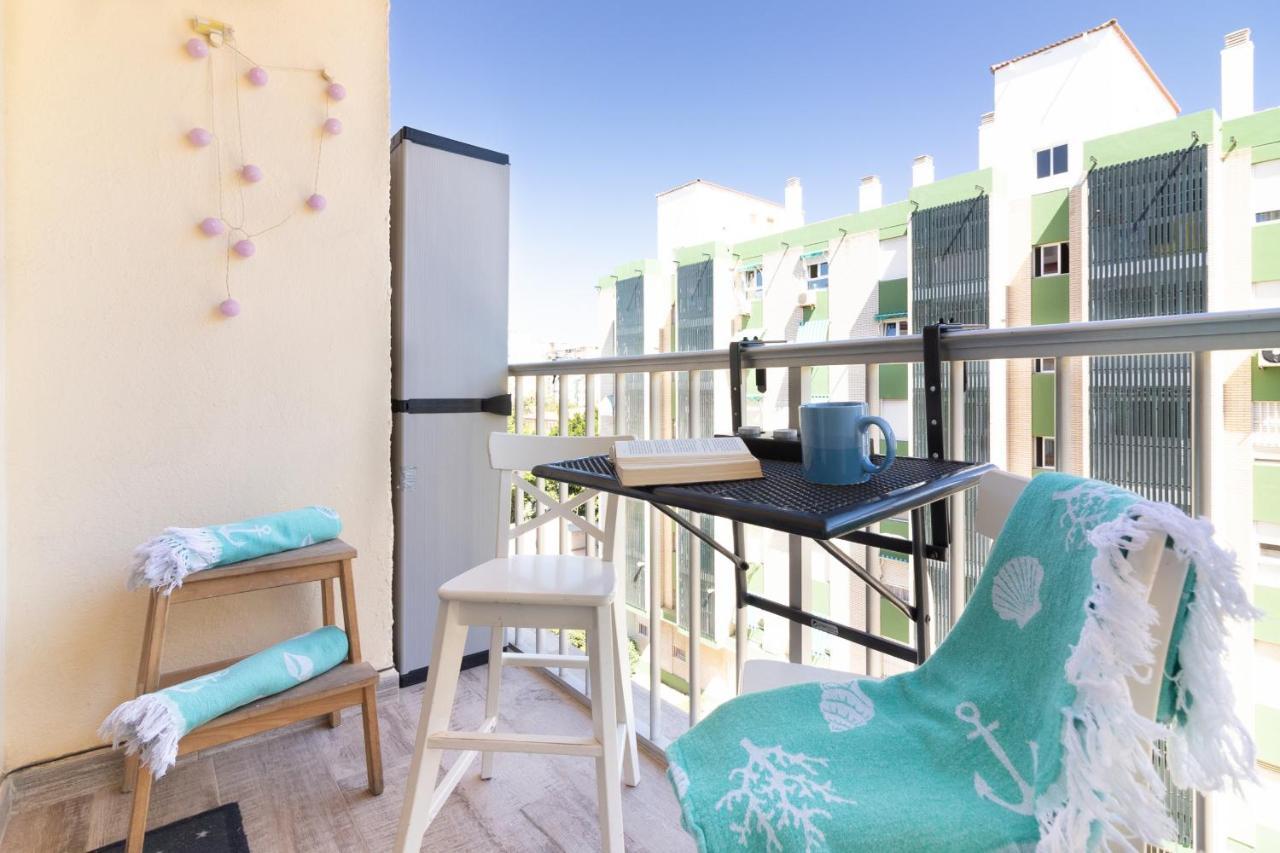 Sea & Wave Mendoza Apartment Малага Екстер'єр фото