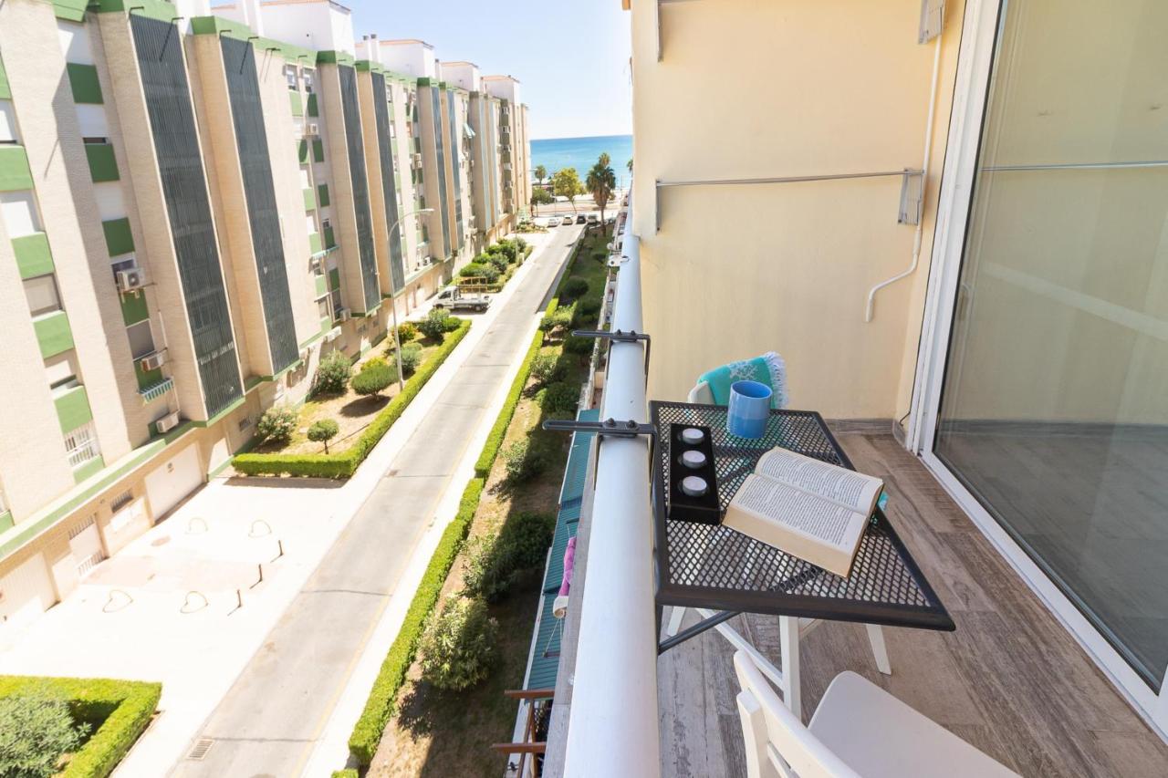Sea & Wave Mendoza Apartment Малага Екстер'єр фото