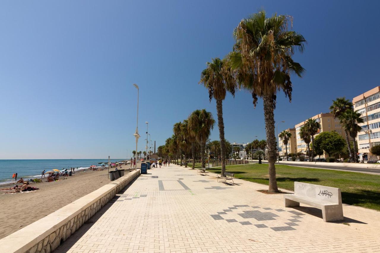 Sea & Wave Mendoza Apartment Малага Екстер'єр фото
